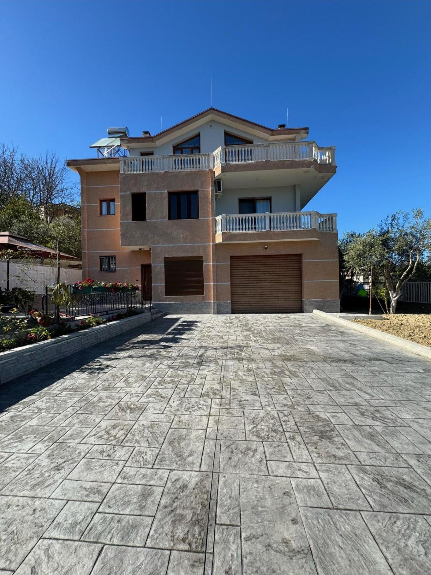 Ajla'S Home Vorë Dış mekan fotoğraf